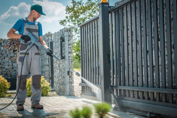 Best Gas Station Cleaning  in Larimore, ND