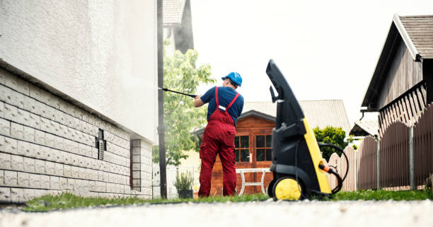 Animal Enclosure Cleaning in Larimore, ND